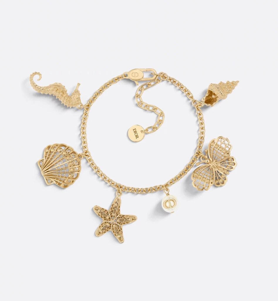 Bracelet dior curiosités, stylisme PointeMag