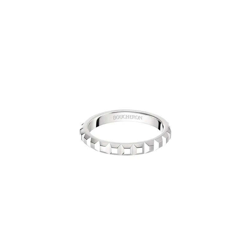 bague clou platine boucheron, stylisme PointeMag
